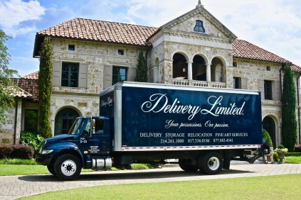 Luxurious White Glove Delivery, Storage and Relocation | Dallas, TX