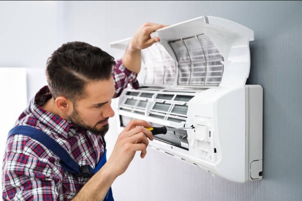 Timely Air Conditioner Maintenance With Getting Better Performance