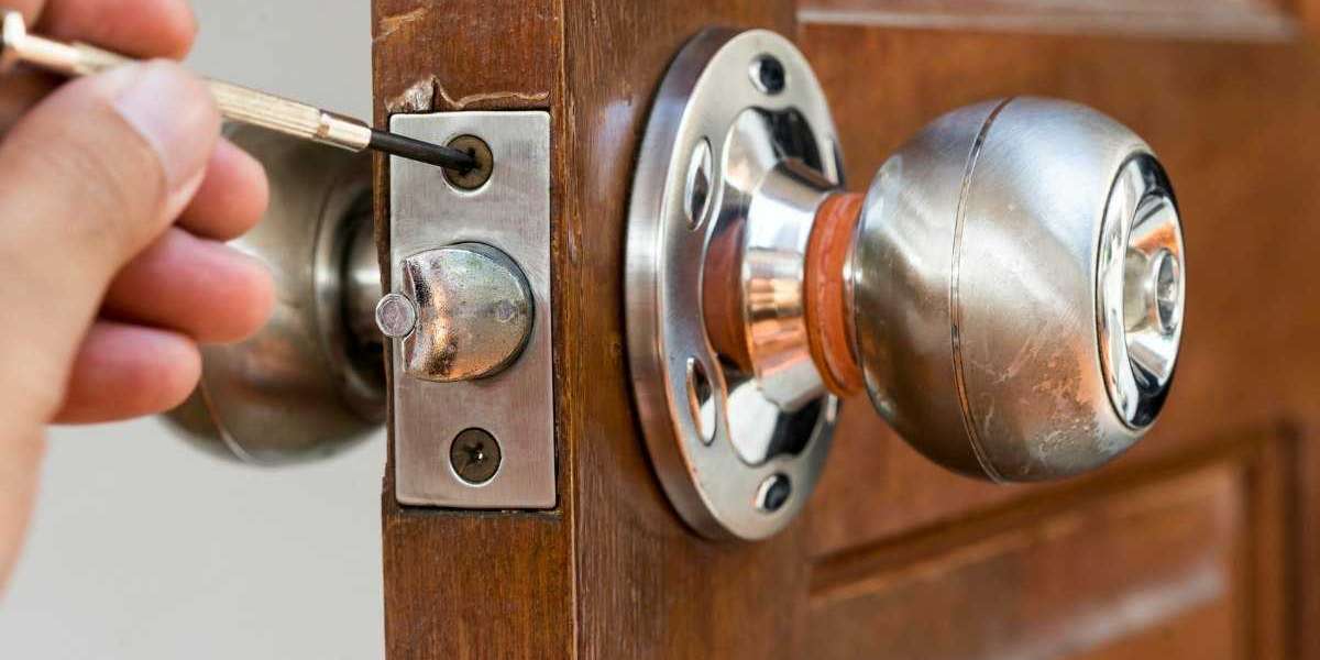 The Essential Guide to Finding a Reliable Locksmith in Ibiza