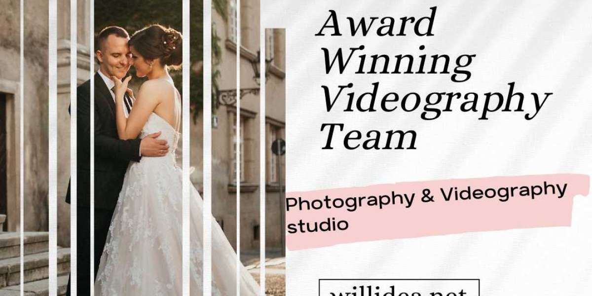 Best Team of Engagement Photographer in Gold Coast