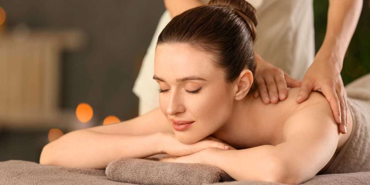 The Ultimate Sensual Experience: The Benefits of Nuru Massage
