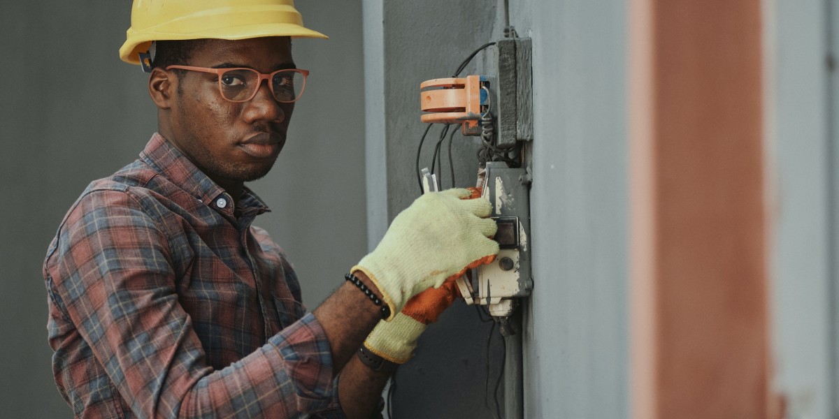 Taking Control of Your Spaces: Getting Around the "Electrician Service Near Me" World