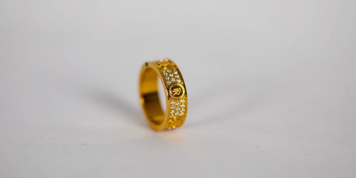 Elevate Your Style with Exquisite Dubai Gold Rings