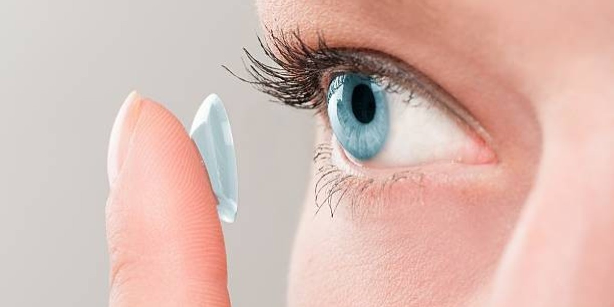 Get the Best Contact Lenses for Your Eyes at Bharti Eye Foundation in Delhi