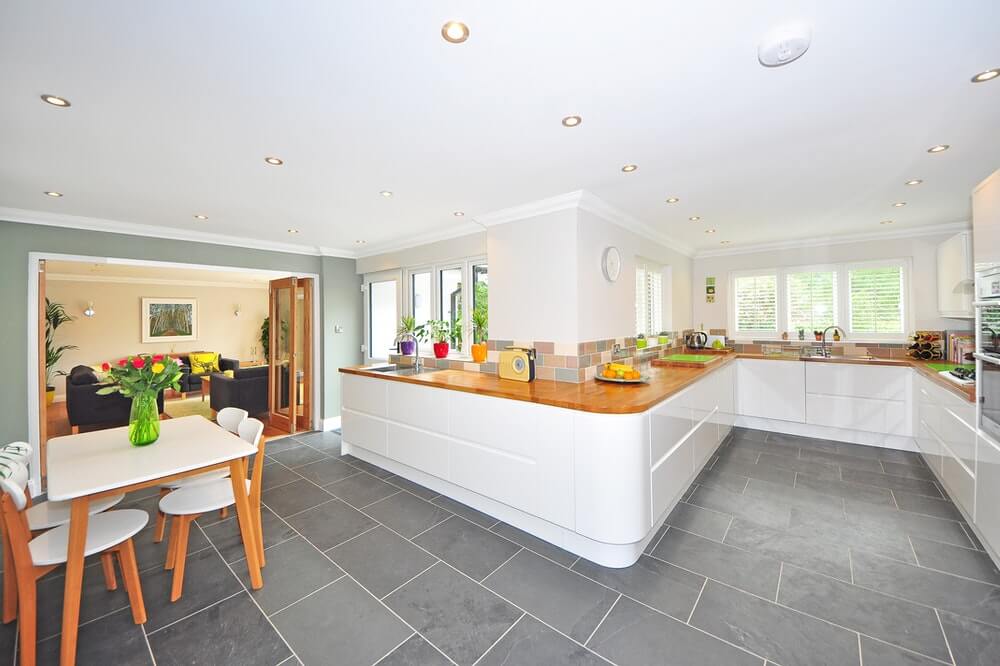 How to Choose the Right Kitchen Floor Tiles for Your Home