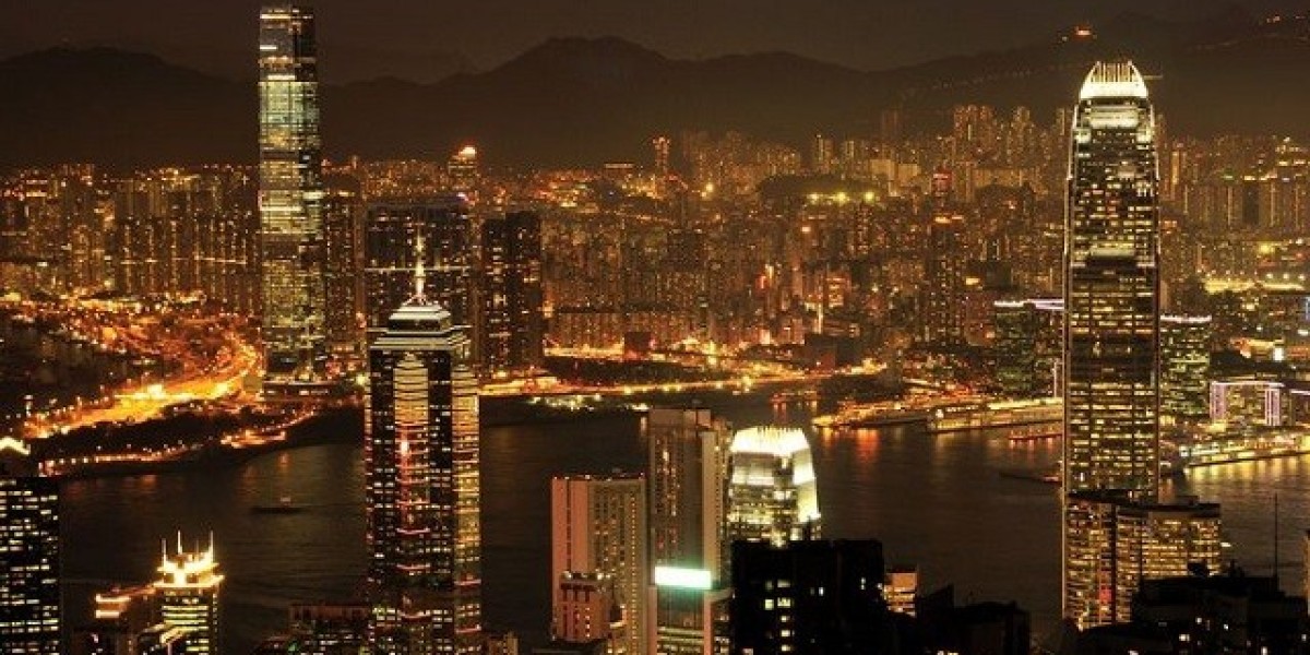 WHEN IS THE BEST TIME TO VISIT HONG KONG?