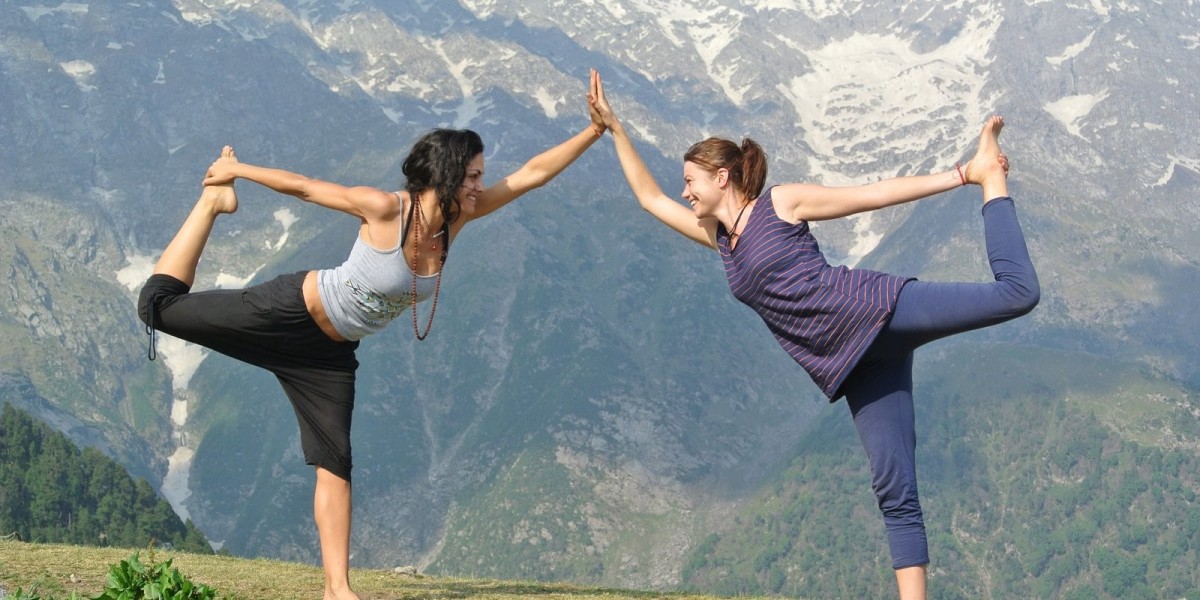 Discover Your Inner Yogi: Pratham Yoga Teacher Training India Rishikesh
