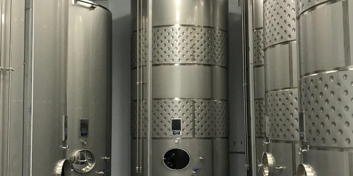 Maximum Capacity to Store in Stainless Steel Tank