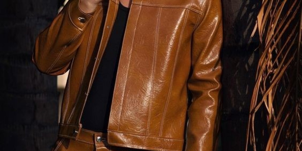 Exploring Different Colours and Finishes in Leather Trucker Jackets