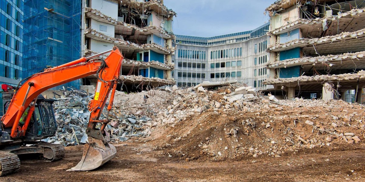 7 Key Factors to Consider When Hiring a Demolition Companies in Boston, MA