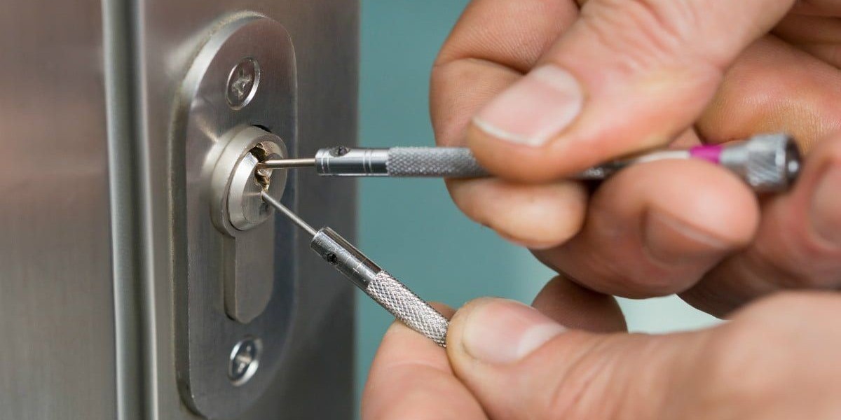 The Benefits Of Professional Door Unlock Service Near Me For Home and Business Owners