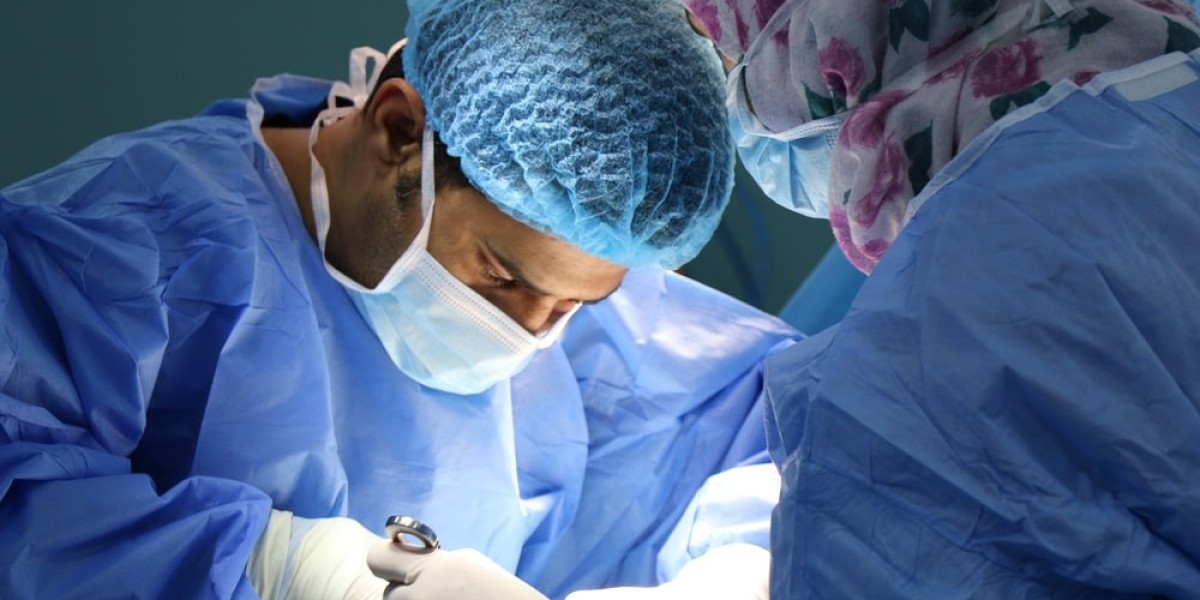 Unlocking the Advancements: Key Factors of Laparoscopic Surgery in Delhi