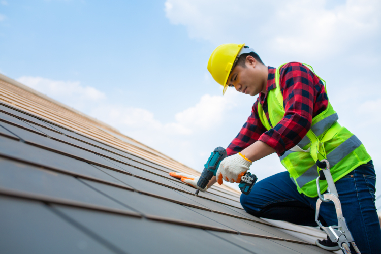 Everything you need to consider while hiring an authentic local roofing contractor Sydney | TechPlanet