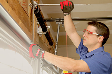 Ensuring Security and Convenience: Garage Door Repair Service in Westchester